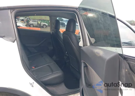 2020 Tesla Model Y Long Range Dual Motor All-Wheel Drive from USA, damaged, VIN 5YJYGDEE1LF012044